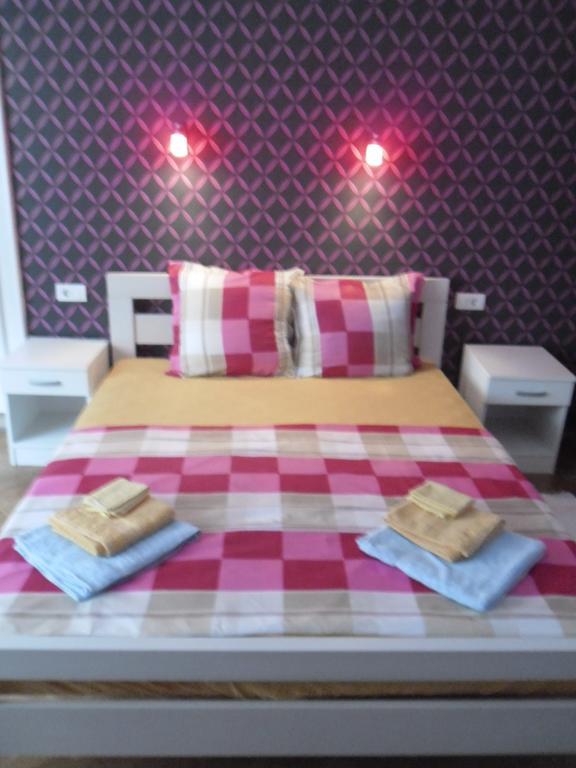 Family Top Rooms Bela Lada Sobe Nowy Sad Pokój zdjęcie